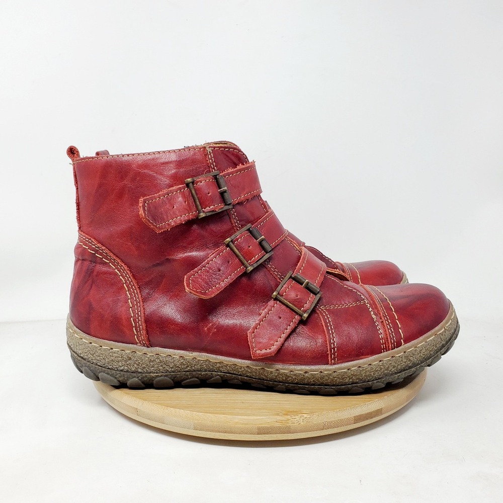 V Italia‎ Kiki Boots Womens 39 Red Leather Belted Buckles Moto Zip Sneaker Shoes